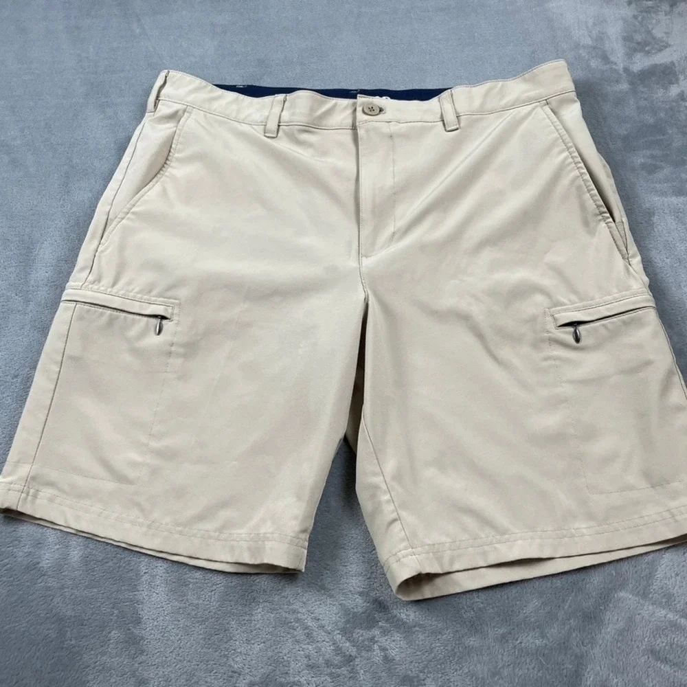 Izod Golf Mens Tan Khaki Stretch Cargo Shorts Size 38 Performance Flat Front